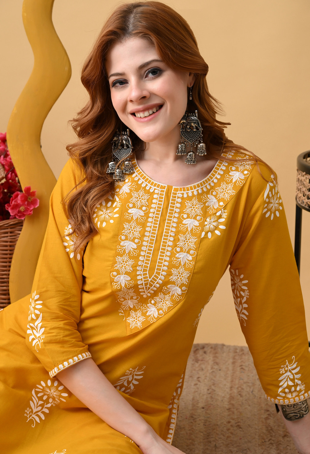 Image of Koito Women Embroidered Straight Kurta