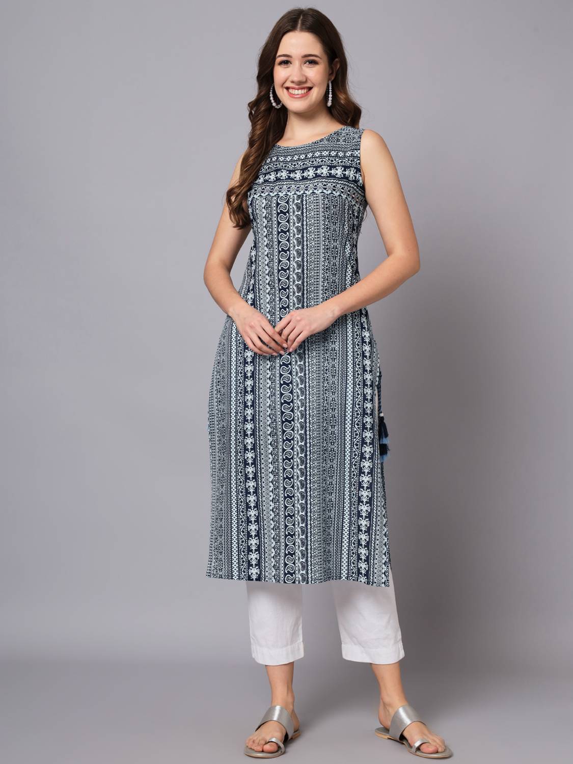 HouseOfCommon Women Printed Viscose Rayon Straight Kurta (Dark Bl
