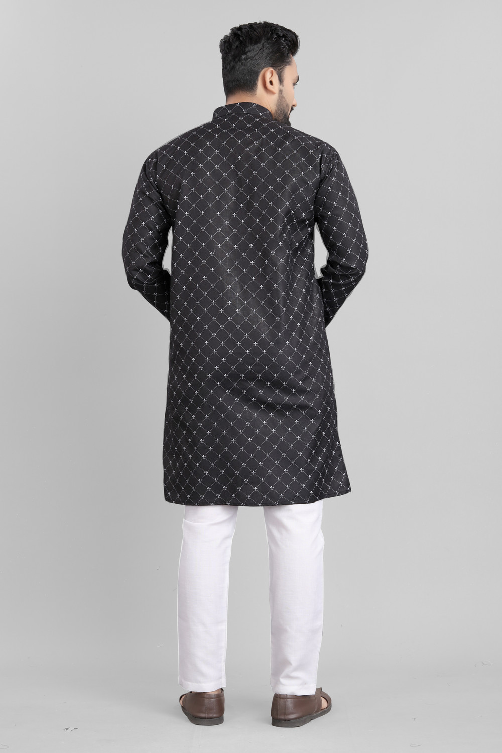 Image of SOPANI Men Solid Kurta