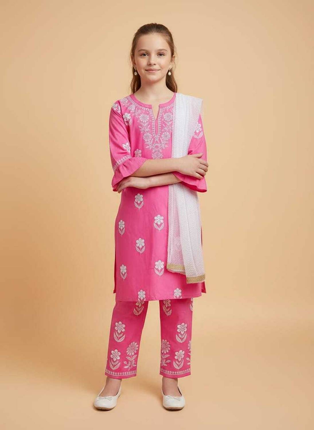 AKRA Girls Embroidered Straight Kurta