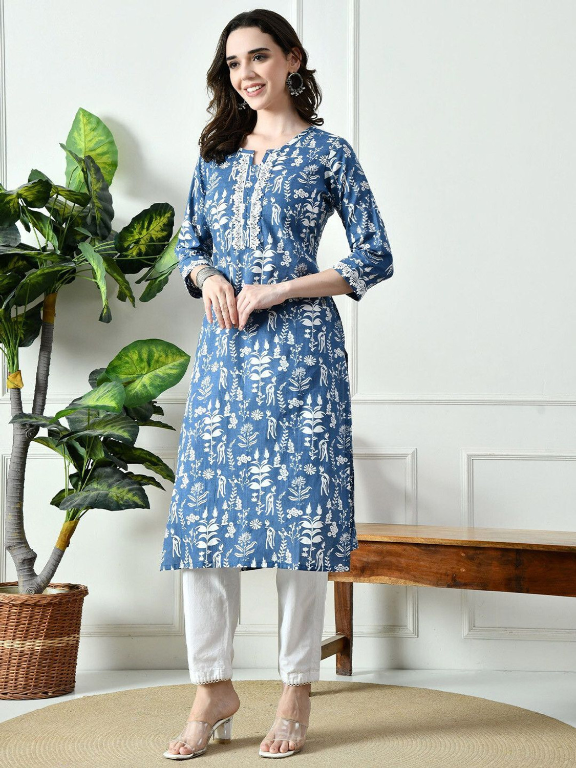 Image of Kairab Women Printed Straight Kurta