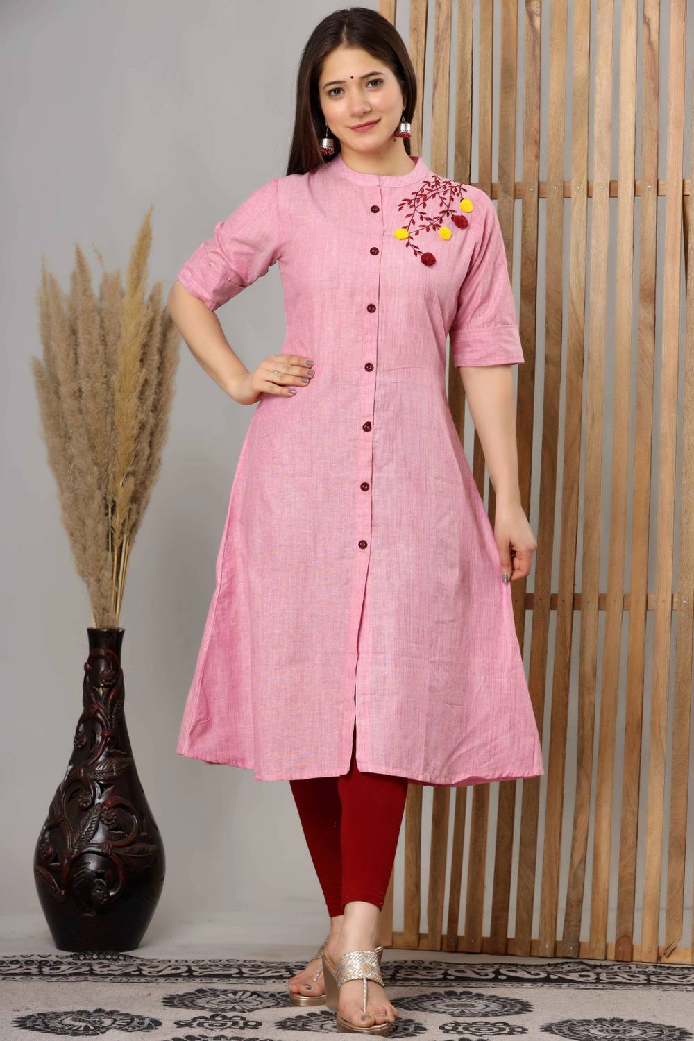 LOOMS21 Women Embroidered Cotton Blend A-line Kurta (Pink)