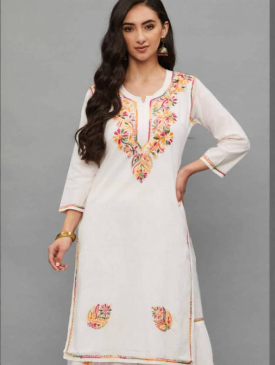 Afia Lucknowi Chikankari Women Embroidered Straight Kurta