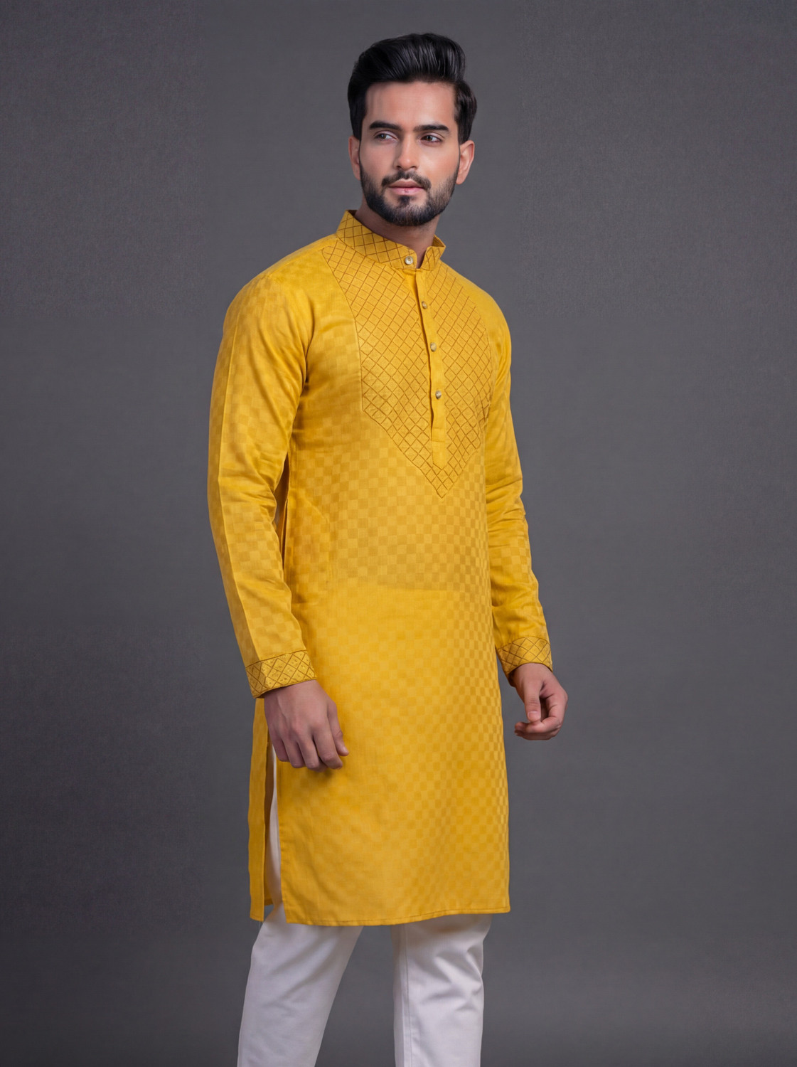 Image of Tibra Collection Men Embroidered Straight Kurta