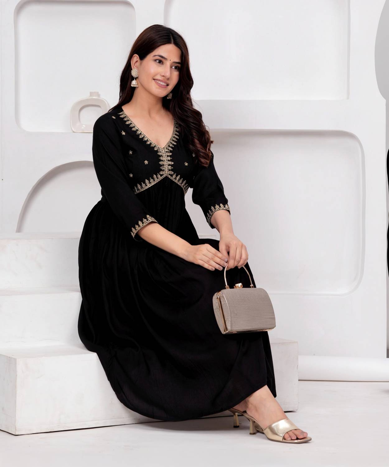 Lakshay Fashion Women Embellished Viscose Rayon Anarkali Kurta (B