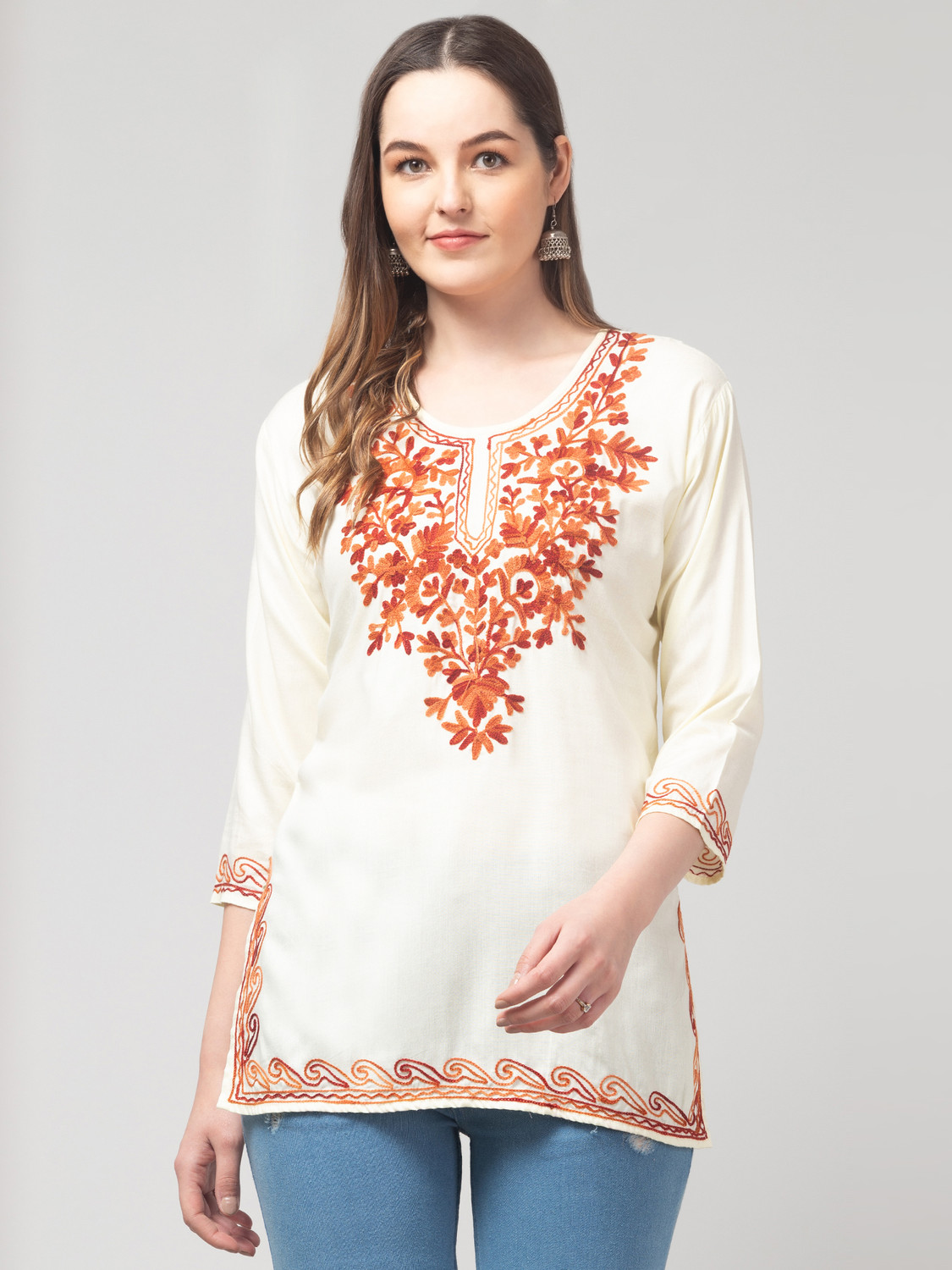Image of FamBee Women Embroidered Straight Kurta