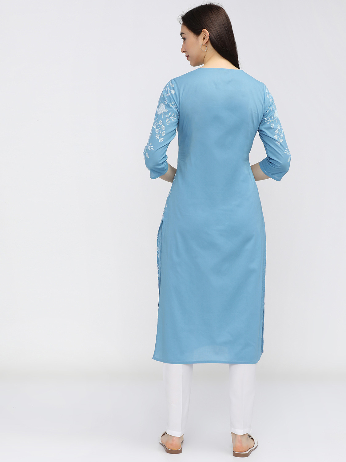 Image of Vishudh Women Printed Straight Kurta
