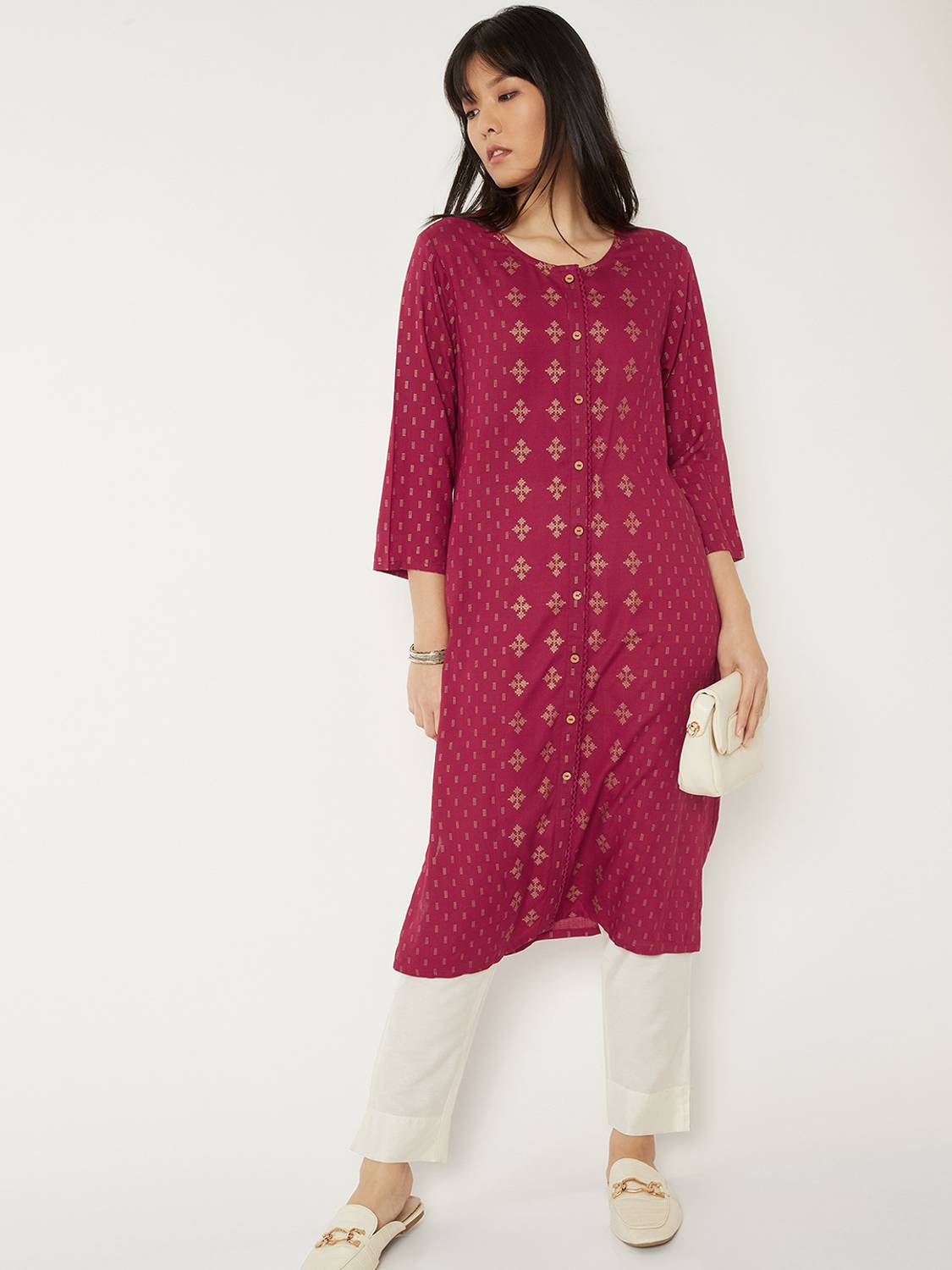 max Women Printed Viscose Rayon Straight Kurta (Pink)