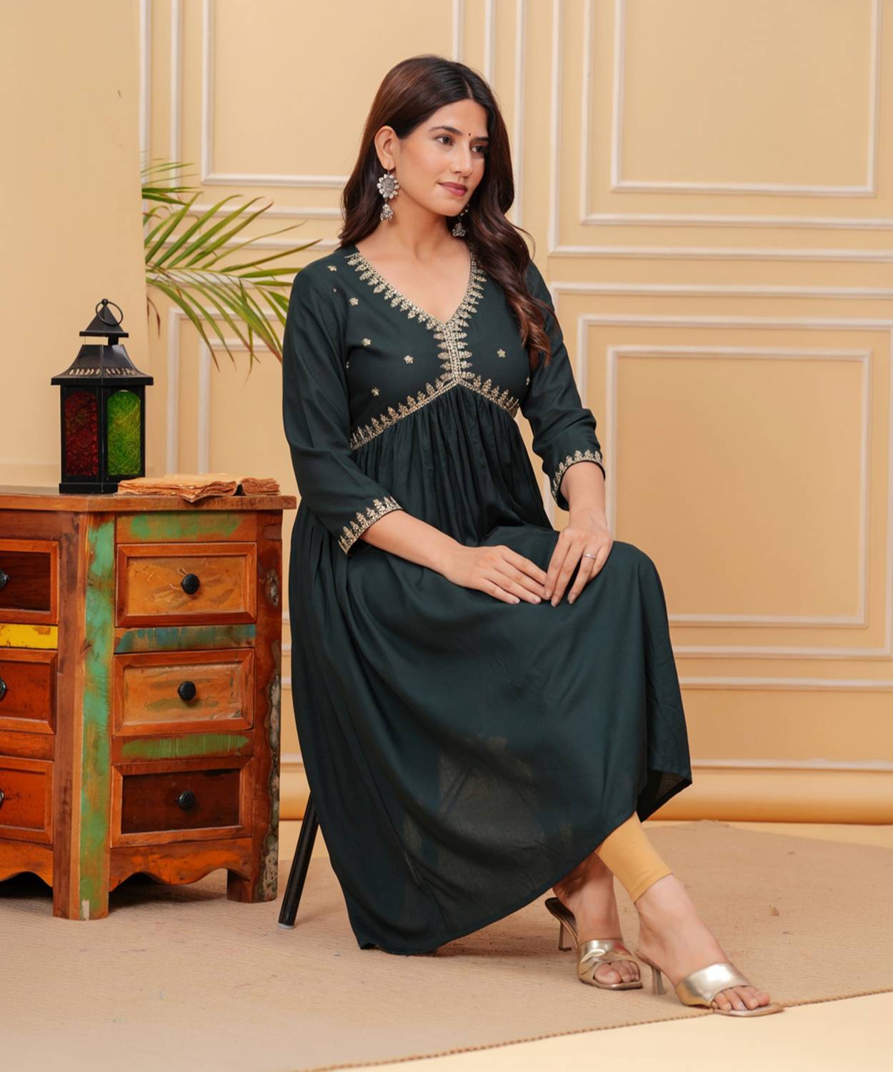 Lakshay Fashion Women Embellished Viscose Rayon Anarkali Kurta (G