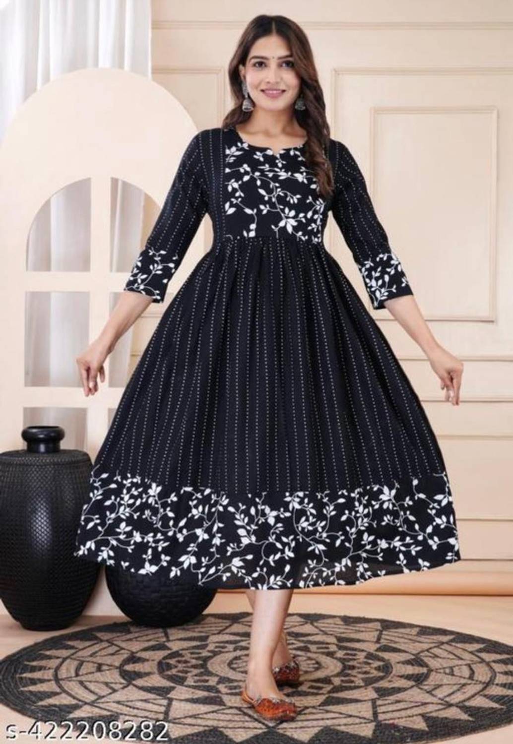 DADIYA Women Paisley Viscose Rayon Anarkali Kurta (Black)