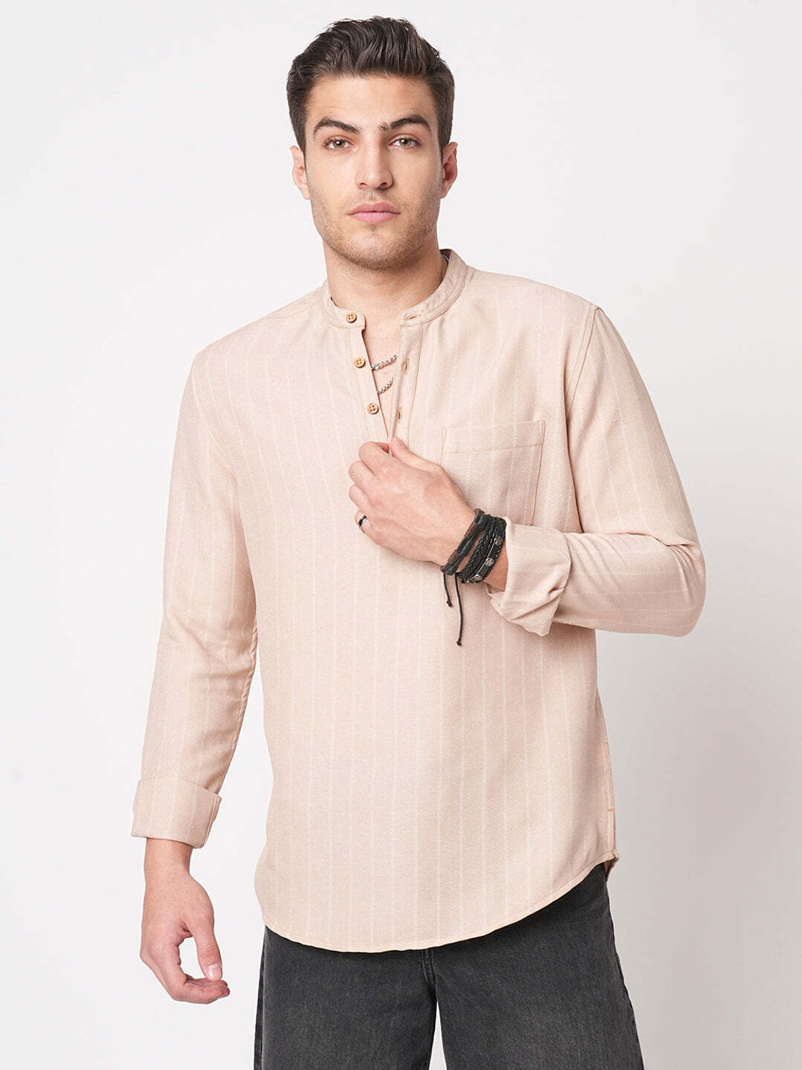 Image of VASTRADO Men Striped Straight Kurta