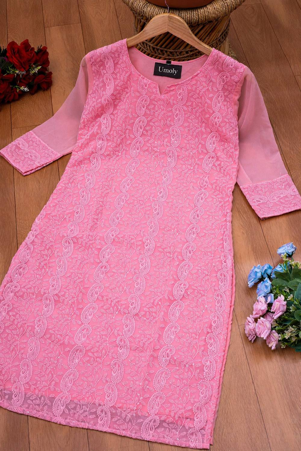 Umoly Women Self Design Georgette Straight Kurta (Pink)