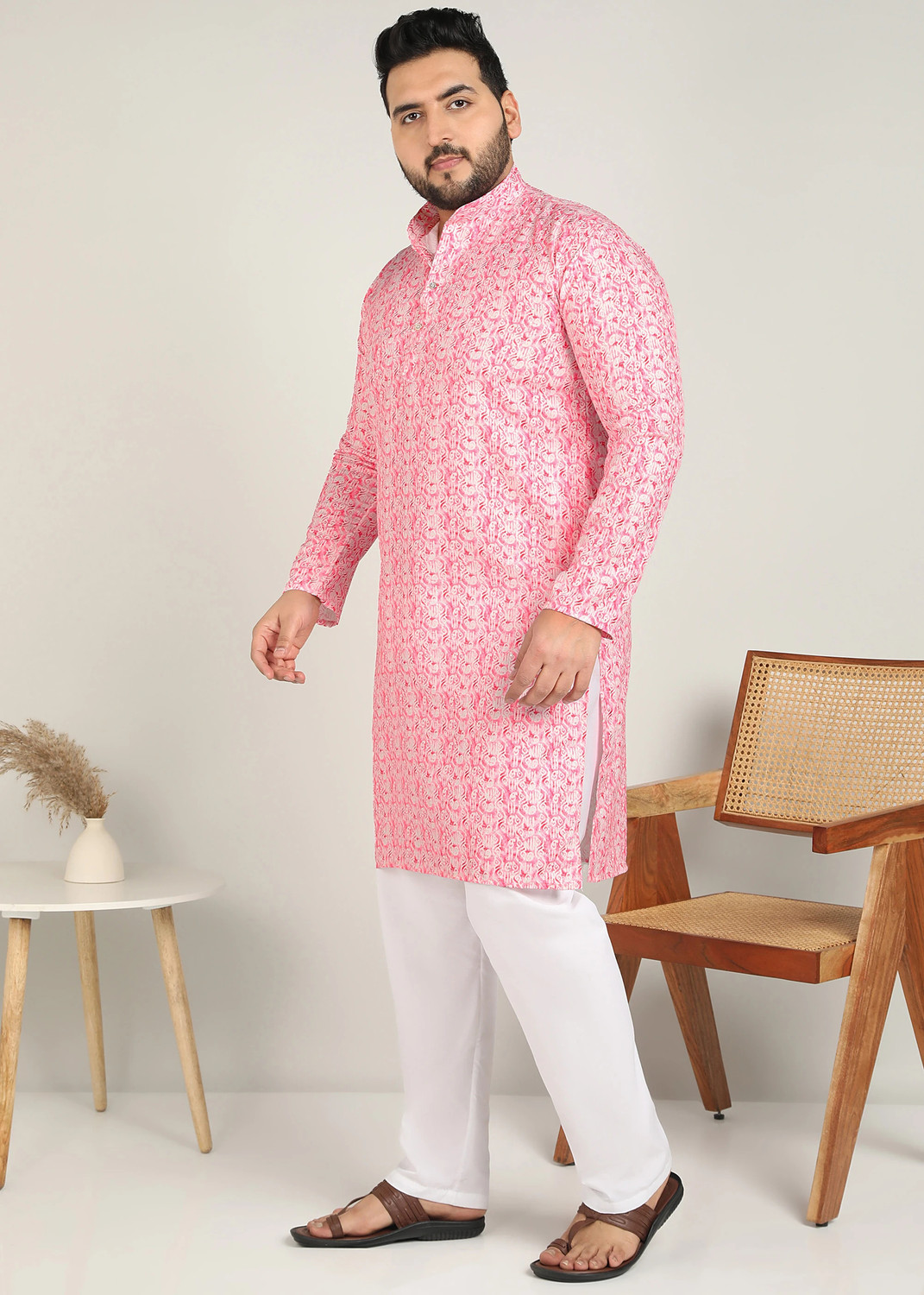 Image of METRONAUT PLUS Men Printed Straight Kurta