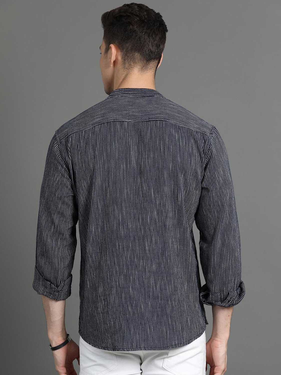 Image of HERE&NOW Men Solid Straight Kurta
