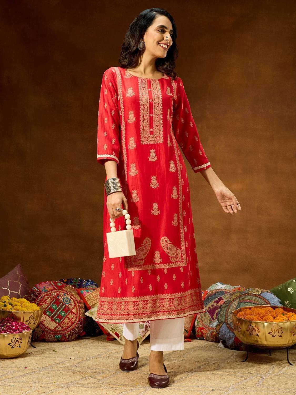 Janasya Women Red Floral Print Straight Kurta - Image 2