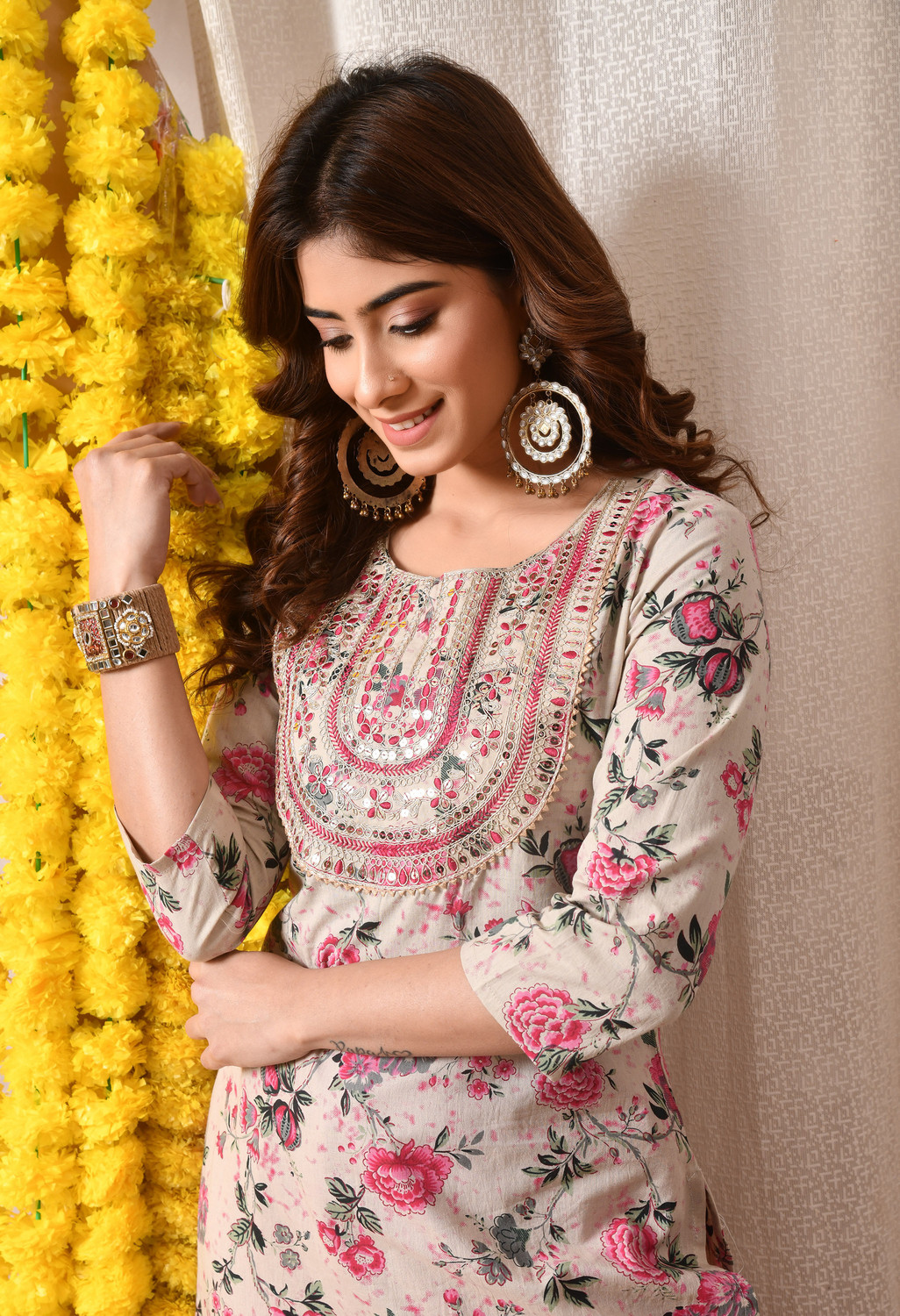 Image of BKApparels Women Embroidered Straight Kurta