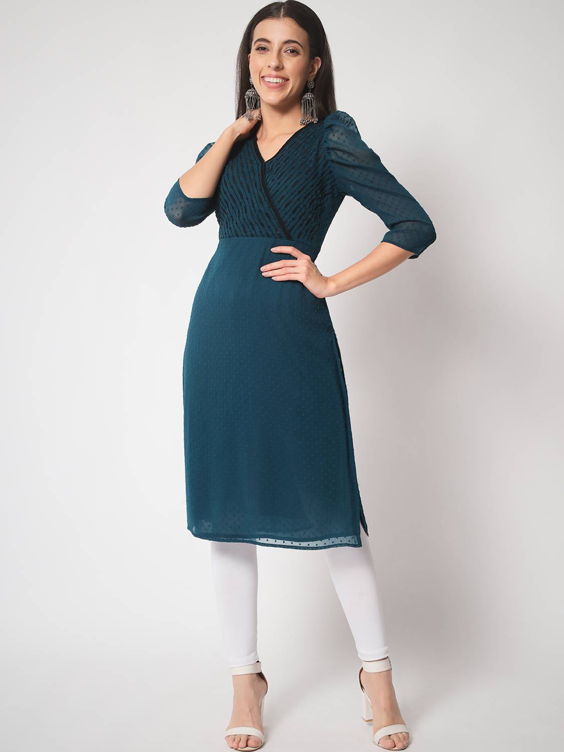 ARDITA Women Self Design Straight Kurta