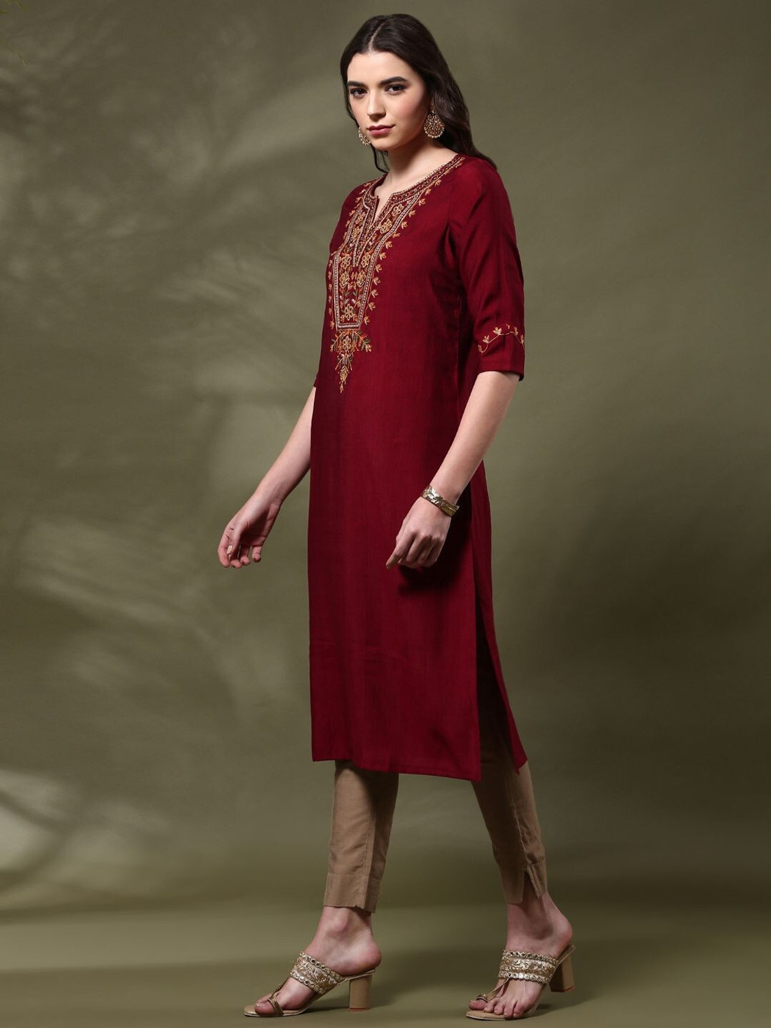 Image of Punky Women Embroidered Straight Kurta