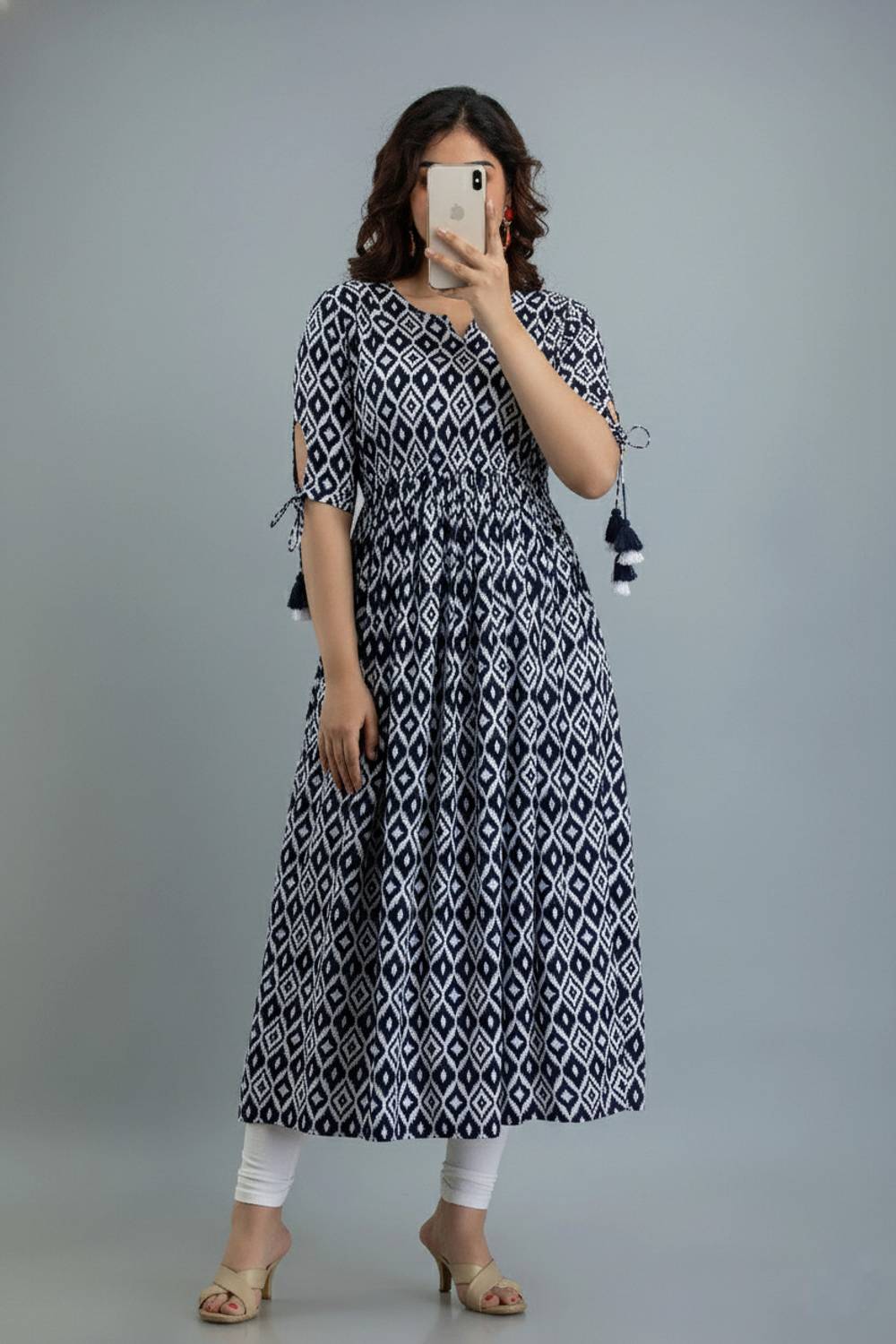 Lakshay Fashion Women Embellished Viscose Rayon Anarkali Kurta (B