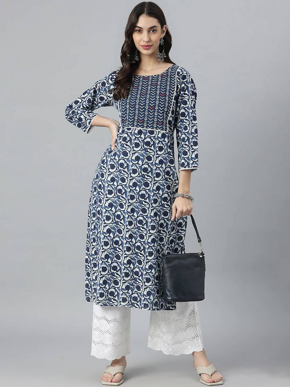 Lamba Creations Women Floral Print Viscose Rayon A-line Kurta (Bl