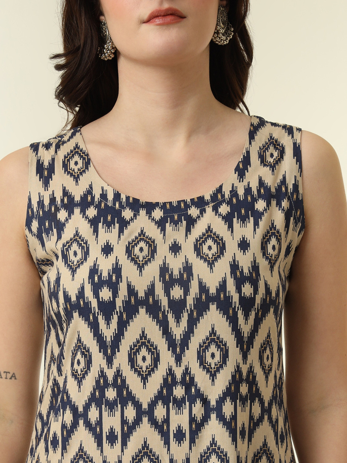Image of SILKSUTRA Women Printed Straight Kurta