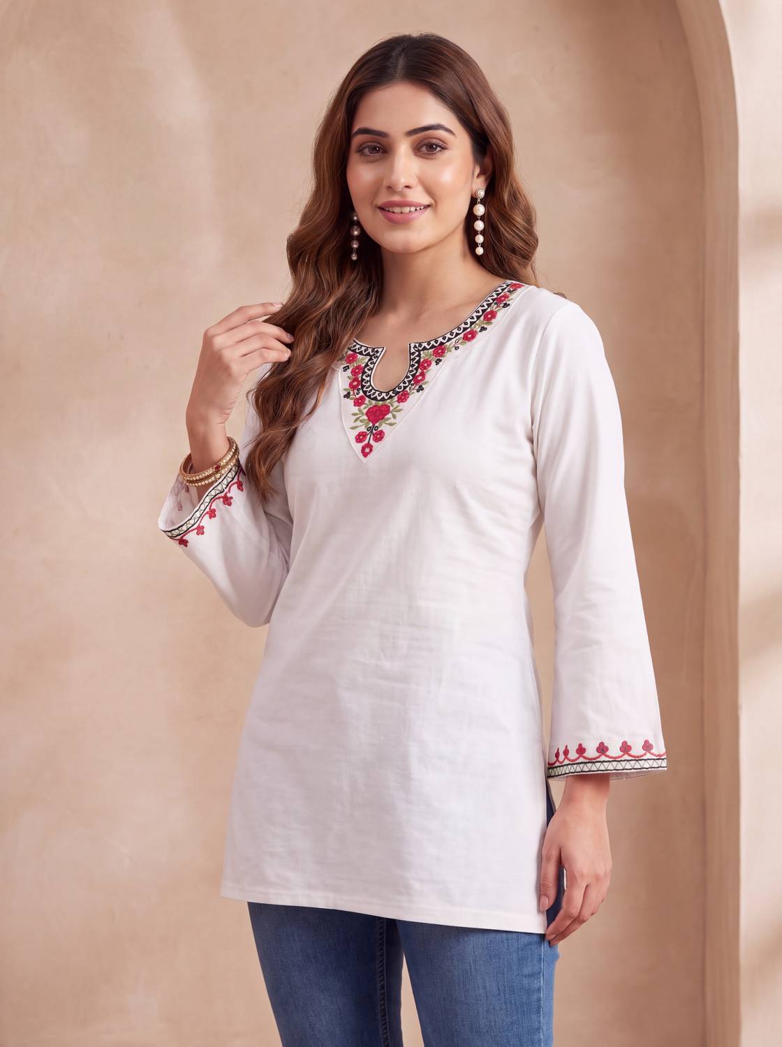 WULAMIA Women Embroidered Straight Kurta White - Image 2