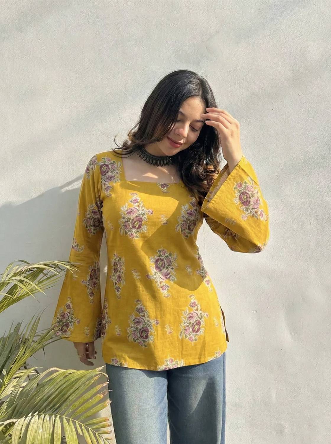 Gosriki Women Printed Straight Kurta