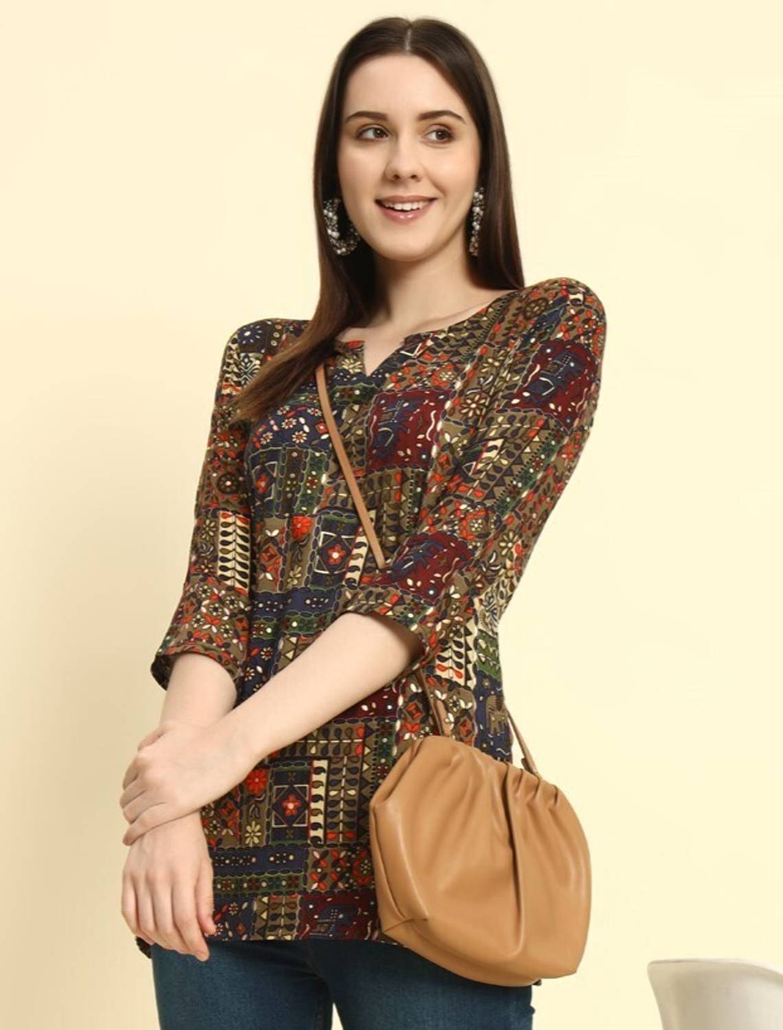 Zyla Women Printed Viscose Rayon Straight Kurta (Dark Blue)