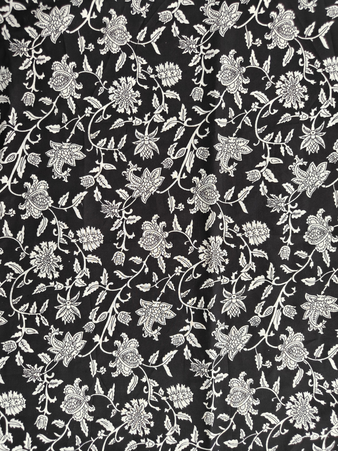 Image of CLANGER Women Floral Print Straight Kurta