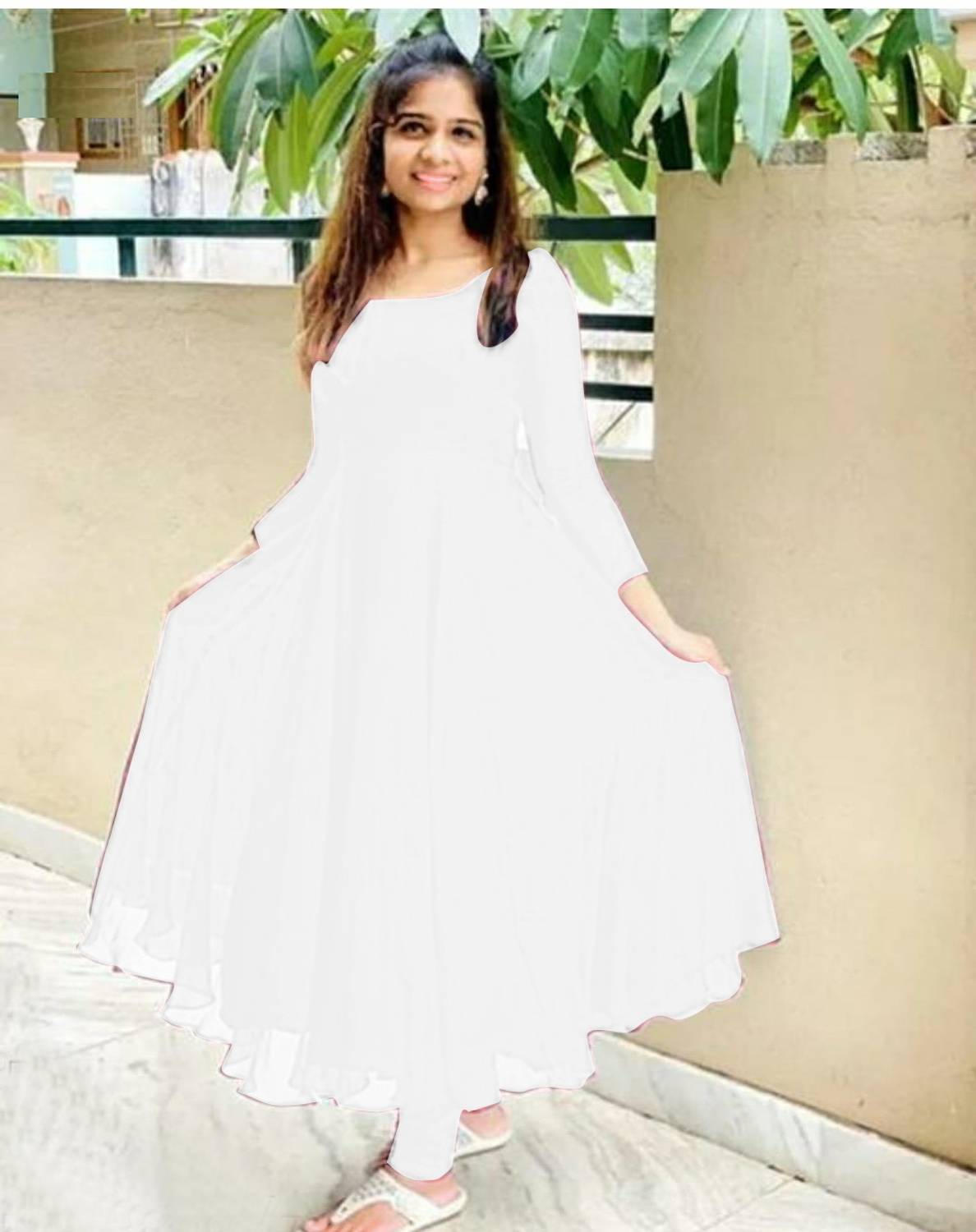 Lakshya Fashion Mart Women Solid Georgette Anarkali Kurta (White)
