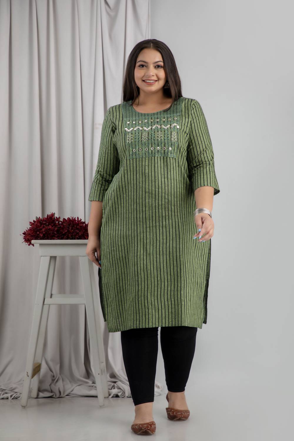 SHRITIKA Women Embroidered Pure Cotton Straight Kurta (Green)