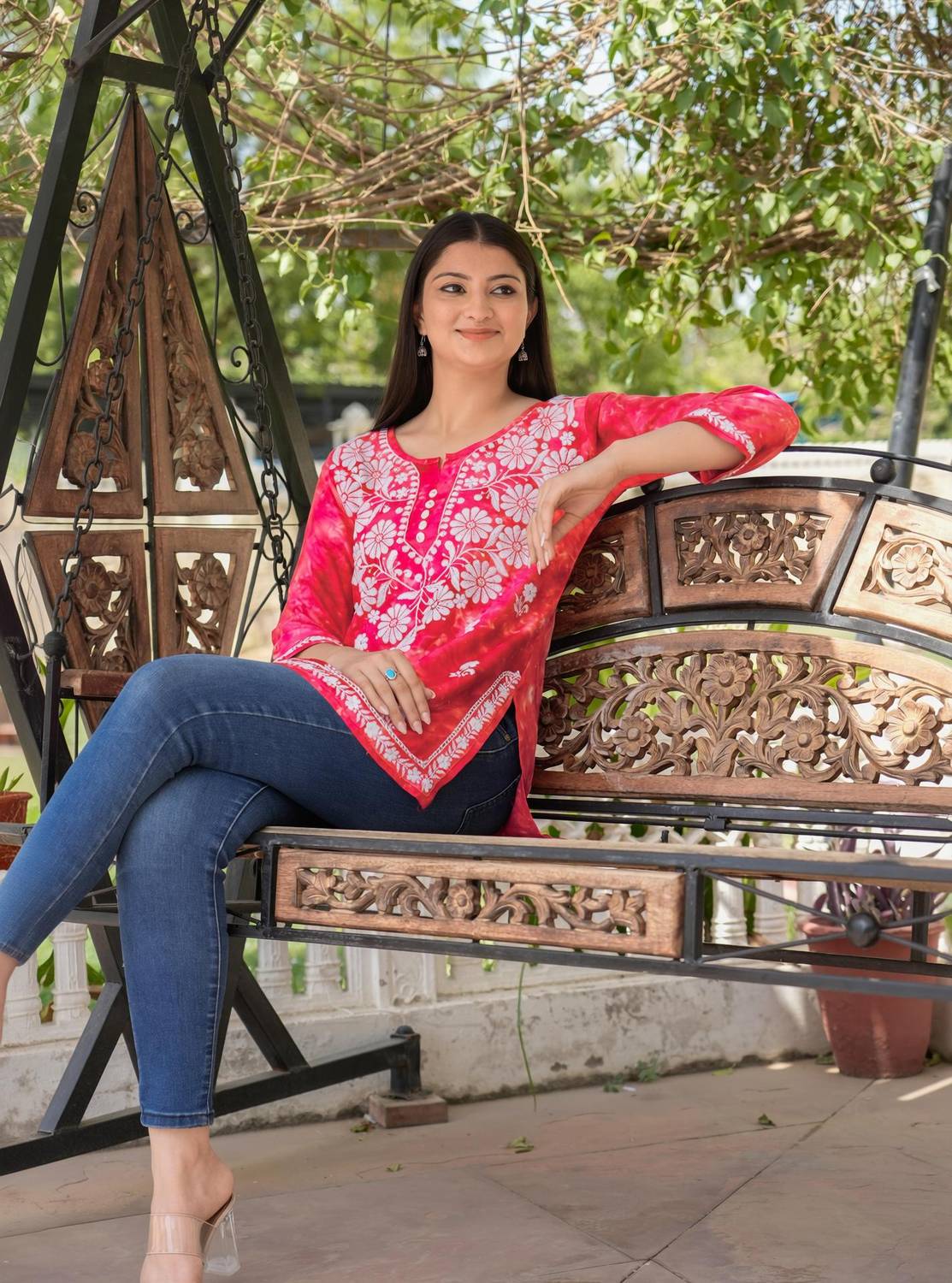 anushansa Women Chikan Embroidery Straight Kurta