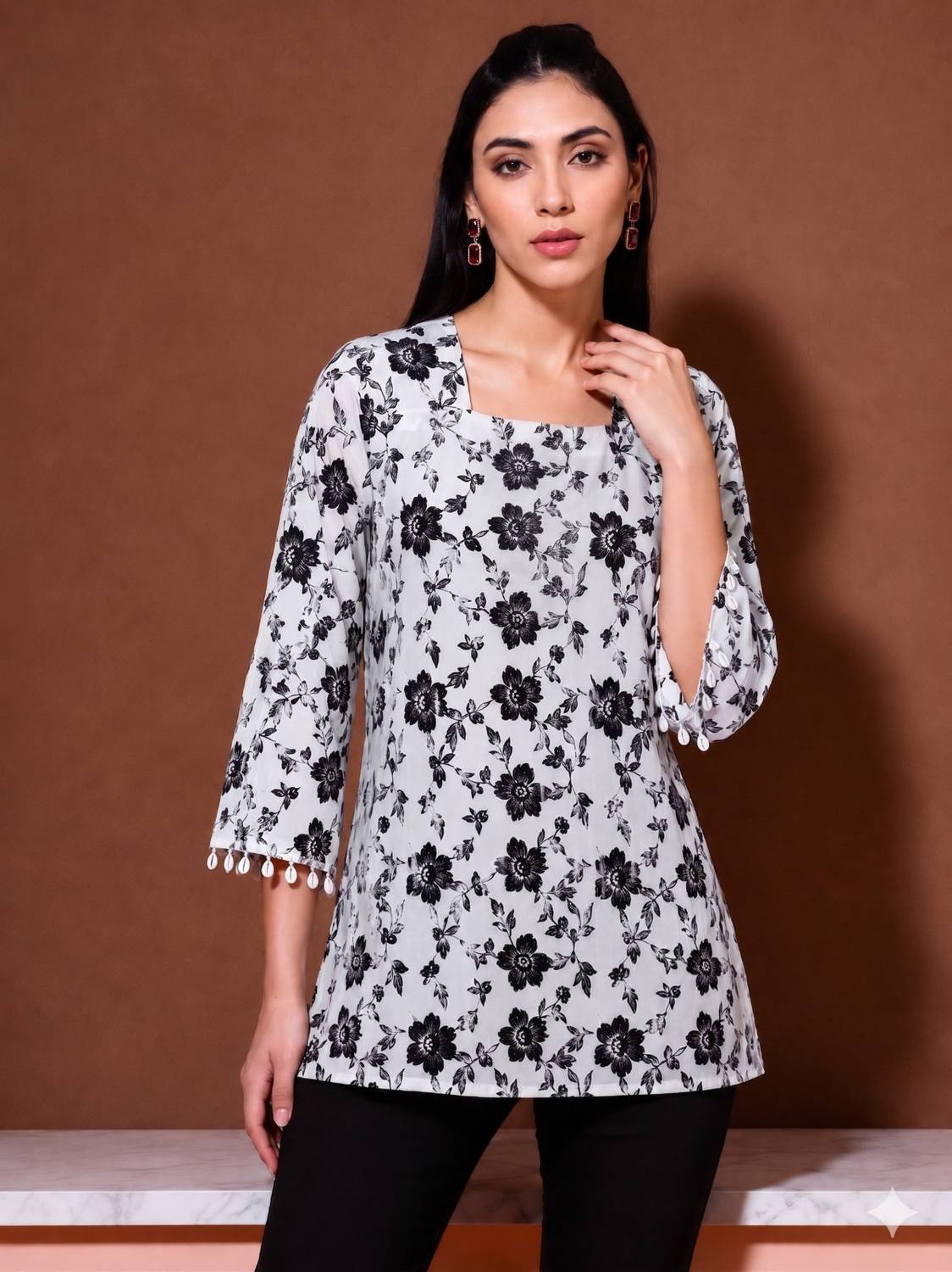 NIVEDANAM Women Printed Straight Kurta