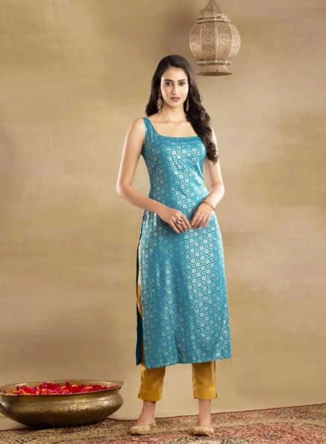 rainy rose Women Solid Viscose Rayon A-line Kurta (Blue)
