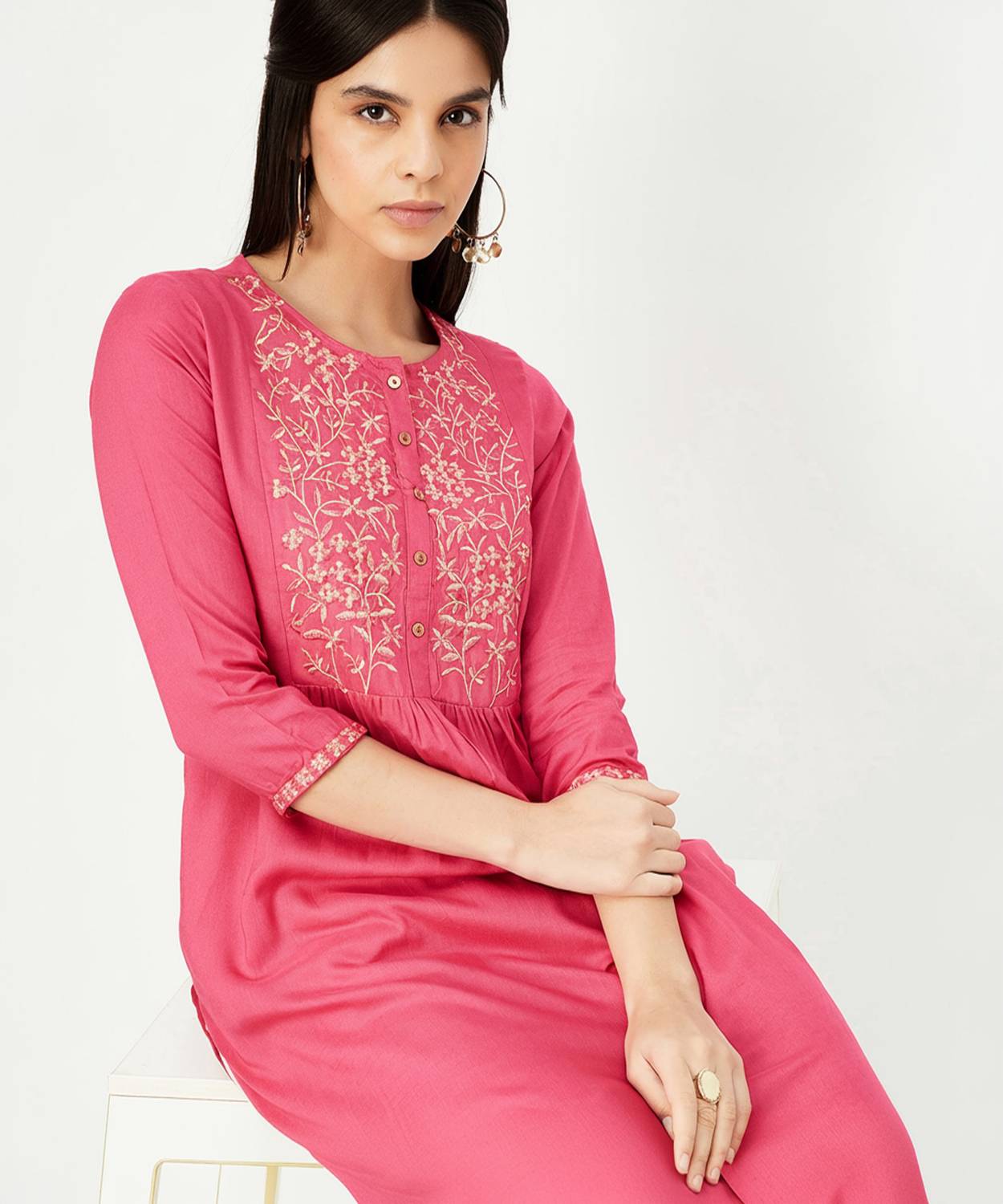 max Women Embroidered Viscose Rayon Straight Kurta (Pink)