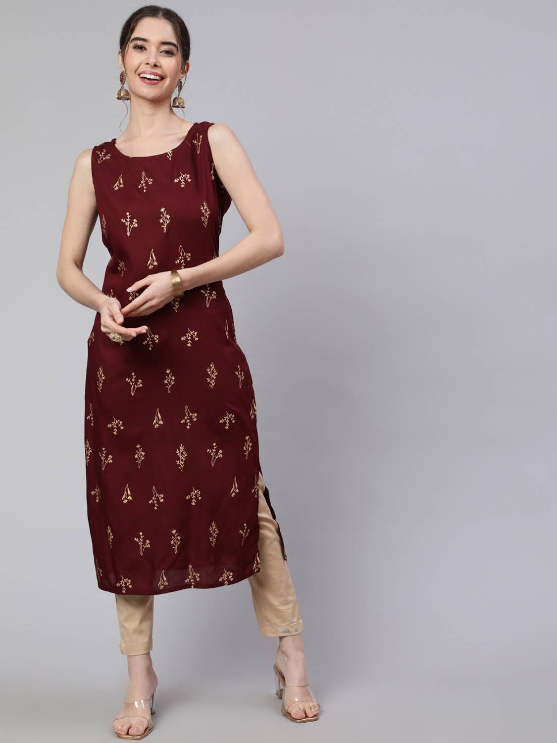 VIHARINI Women Self Design Viscose Rayon Straight Kurta (Maroon,