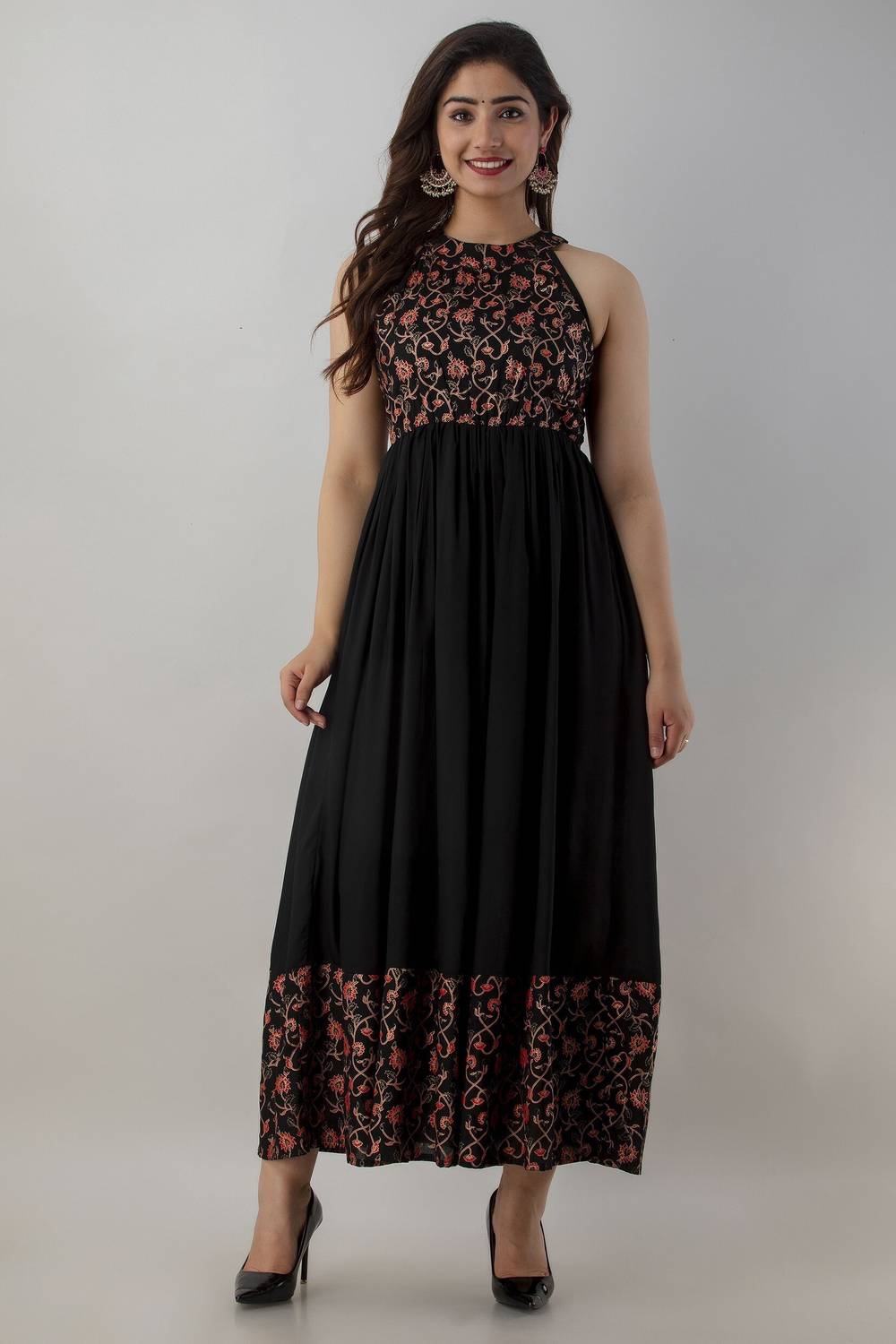 Isha e Kart Women Embroidered Viscose Rayon Flared Kurta (Black,
