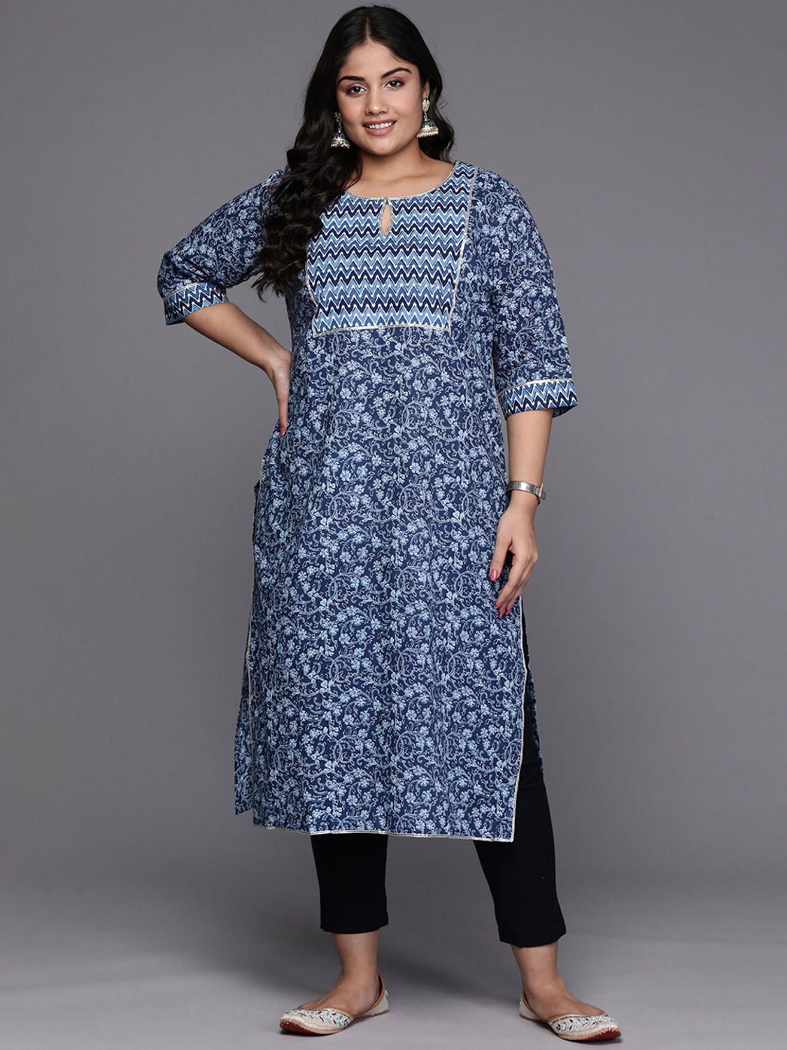Image of EXTRA LOVE BY LIBAS Women Floral Print, Geometric Print Straight Kurta