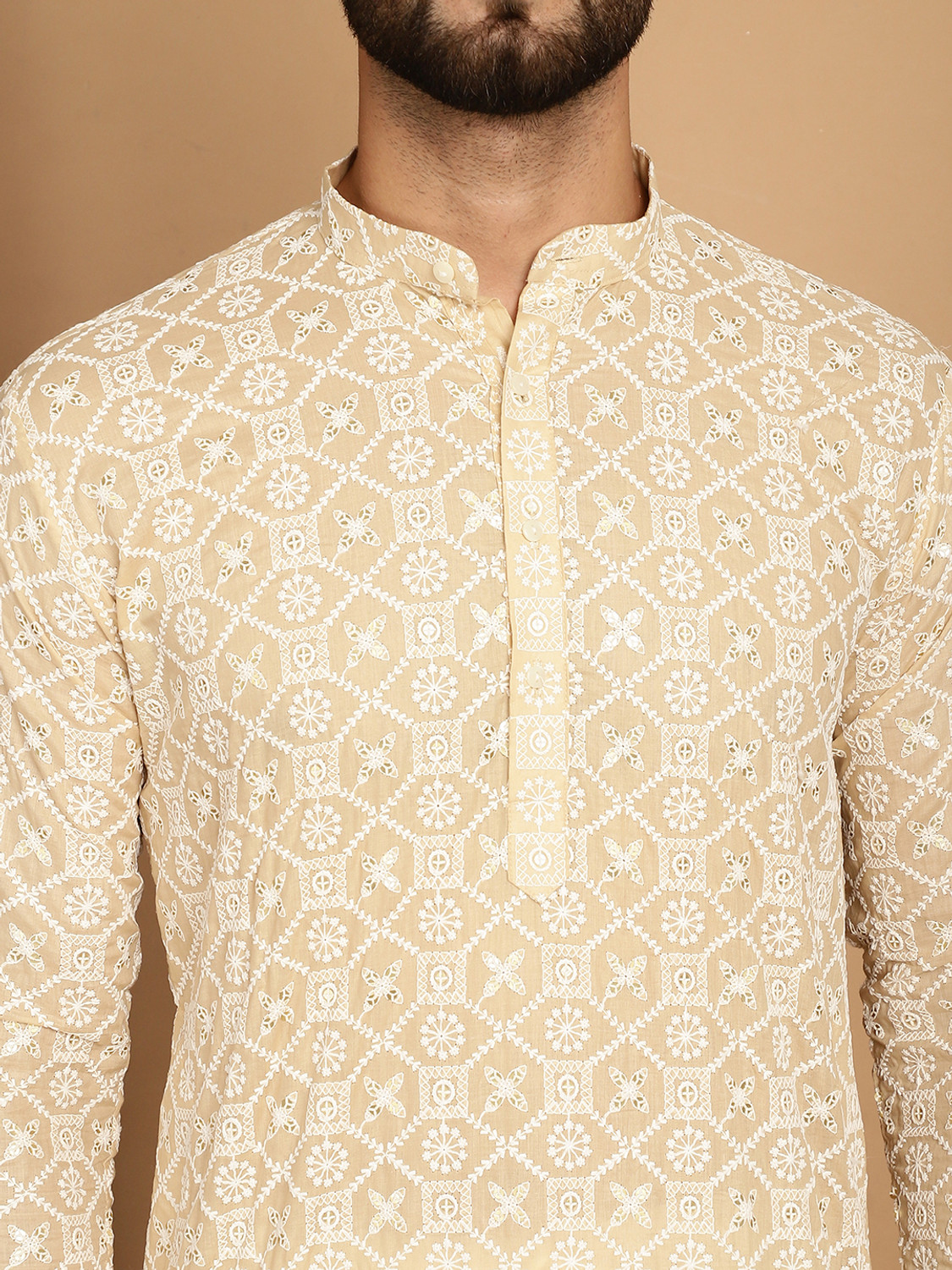 Image of SOJANYA Men Embroidered Straight Kurta