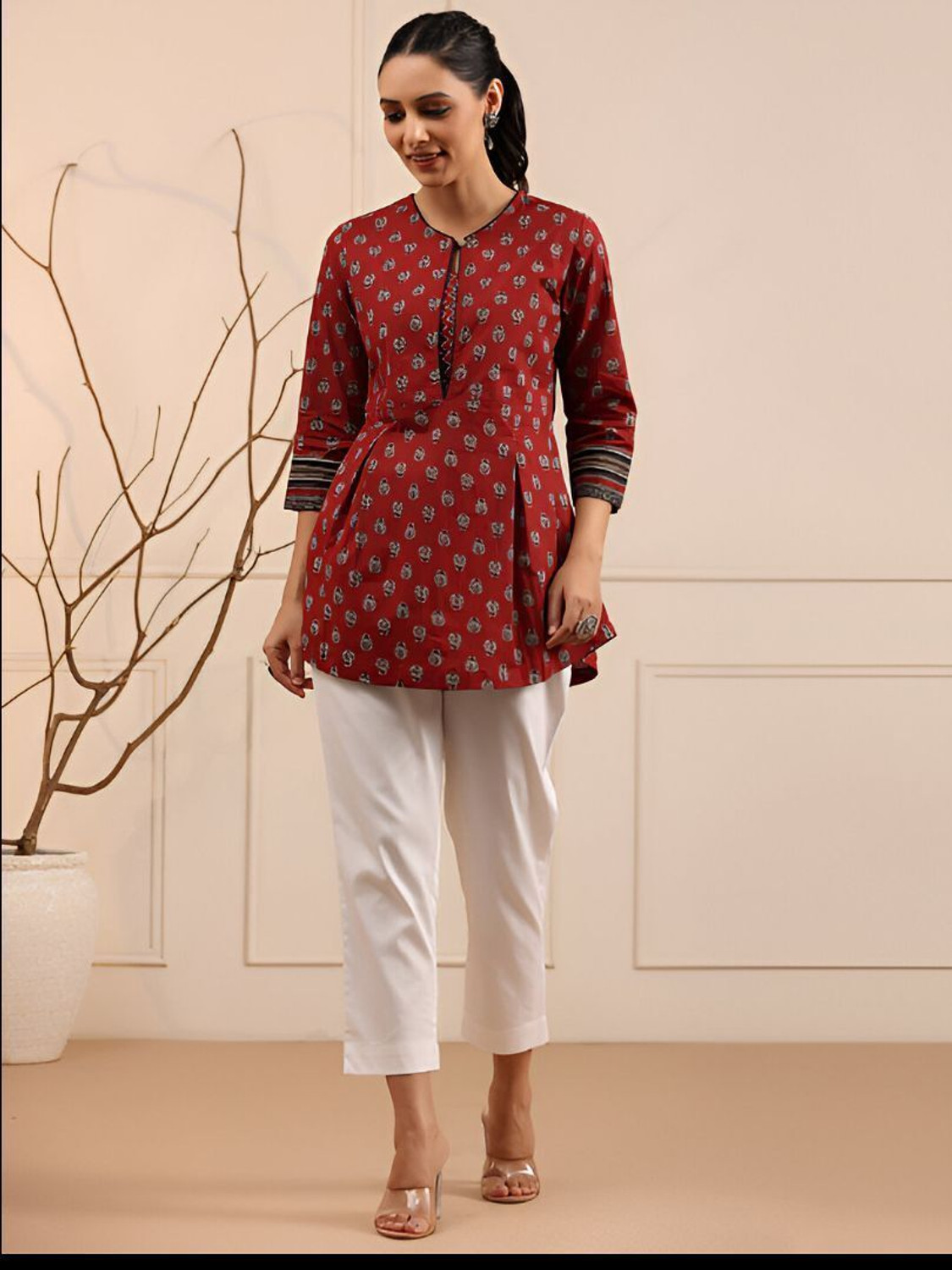Image of Golden Wings Women Printed A-line Kurta