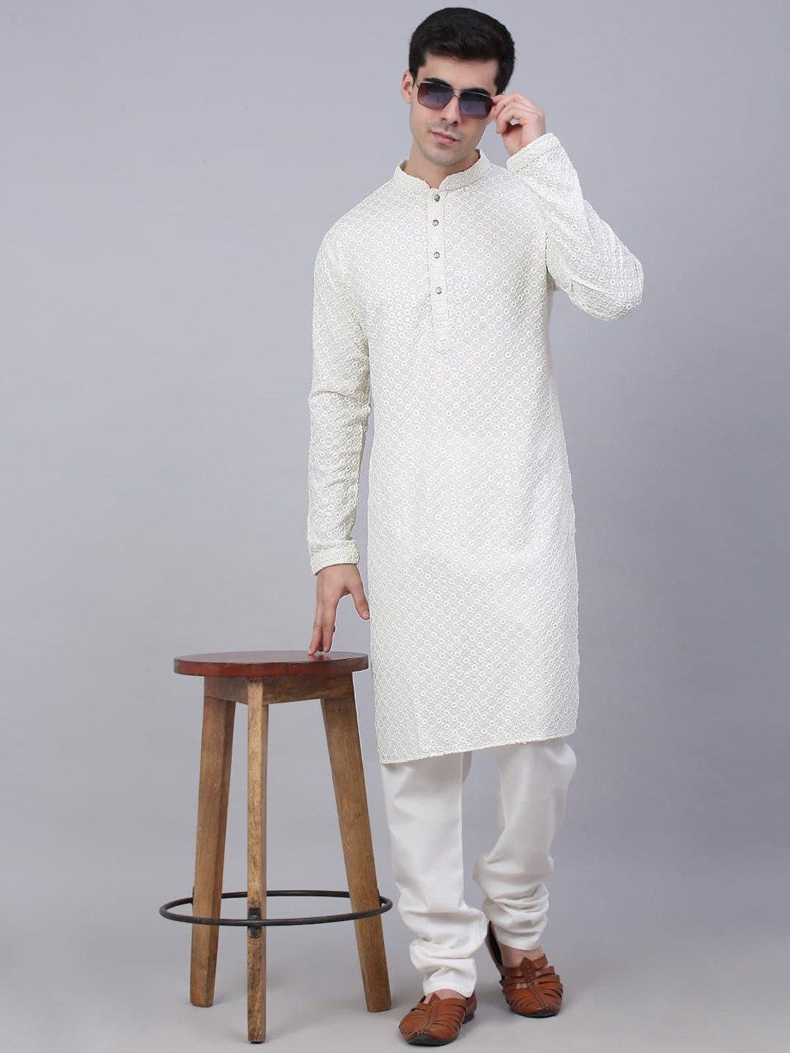Image of ALMORA Men Embellished Straight Kurta
