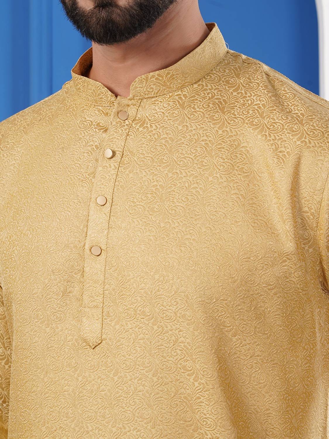 ADHIRAJAN Men Woven Design Straight Kurta
