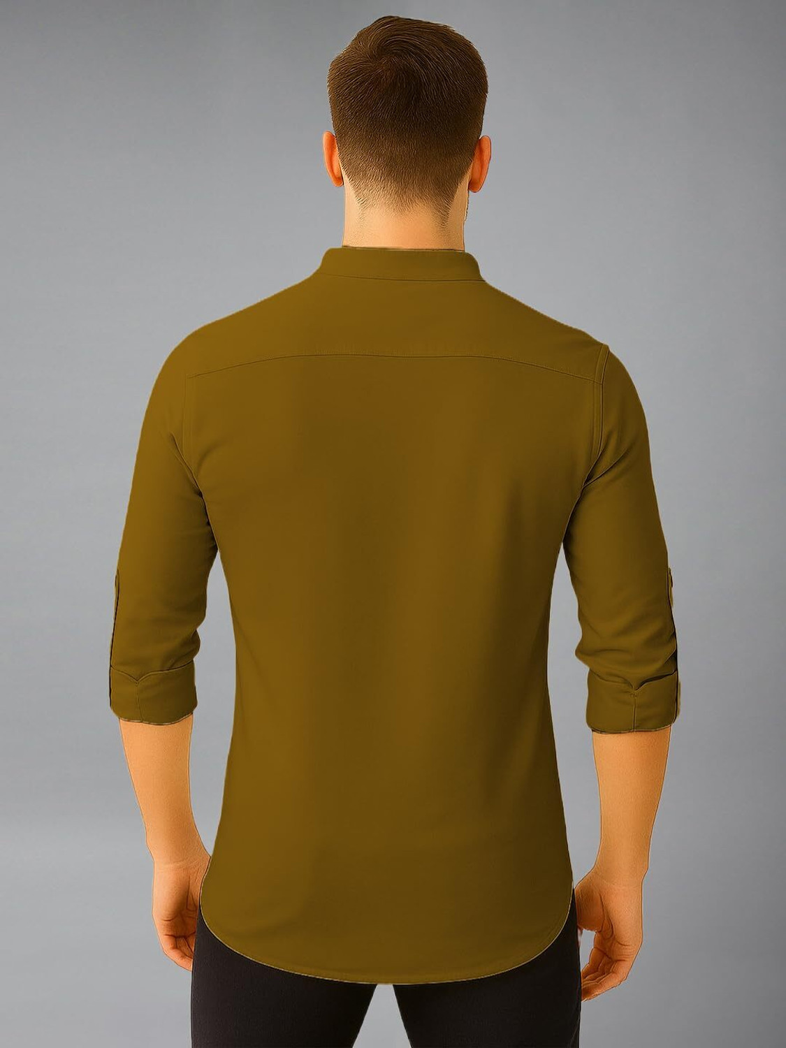Image of Vashuqi Men Solid Straight Kurta