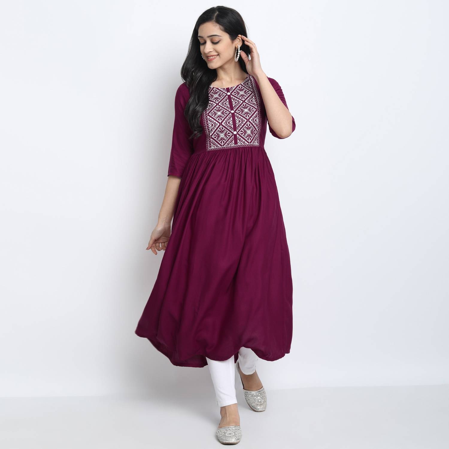 FASHION PATTI Women Embroidered Viscose Rayon Flared Kurta (Maroo