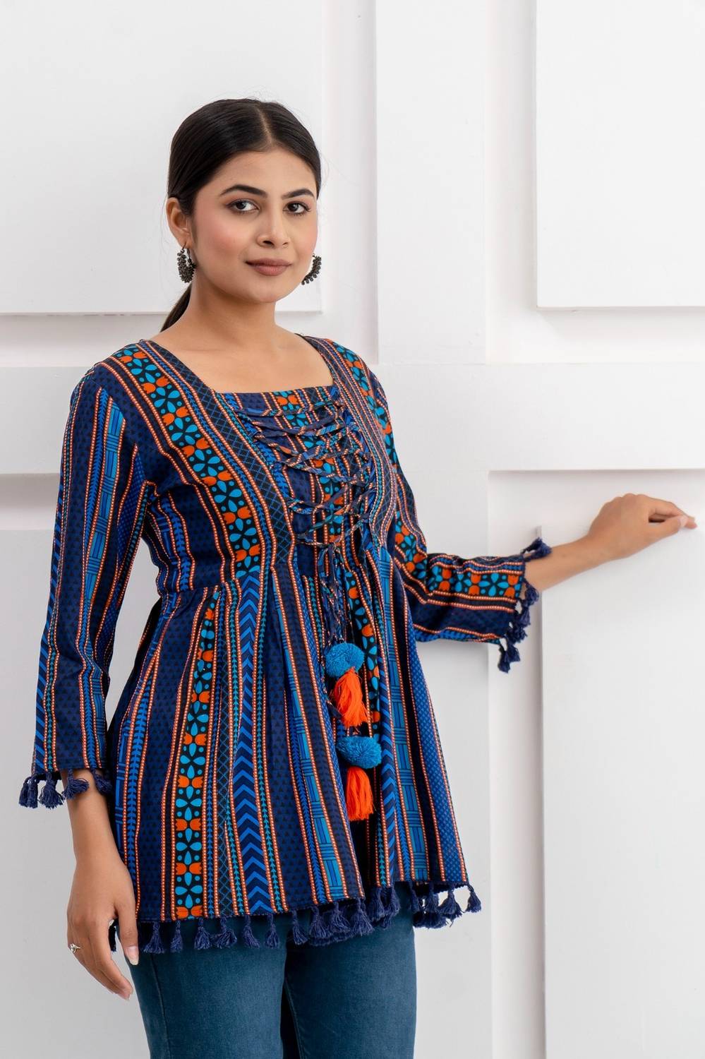 ANNU PARIDHAN Women Floral Print Viscose Rayon Straight Kurta (Da