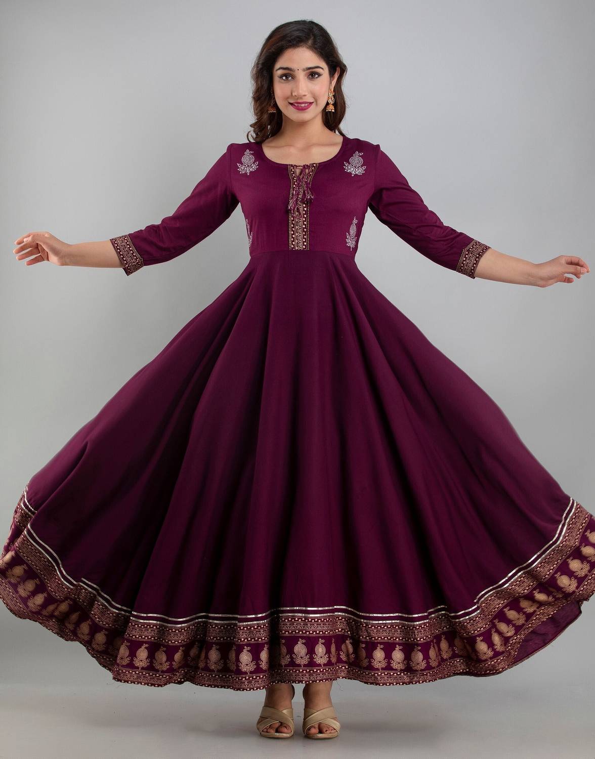 Style N Trend Women Printed Viscose Rayon Anarkali Kurta (Purple)
