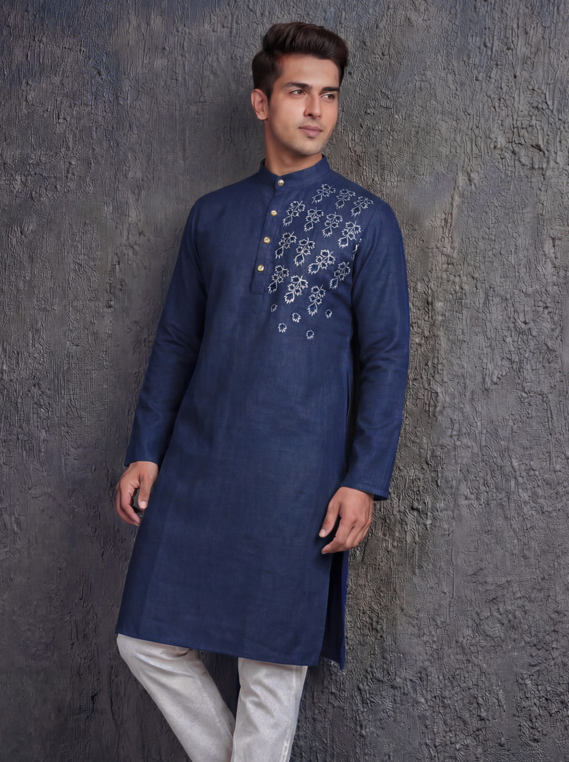 Image of Tibra Collection Men Embroidered Straight Kurta