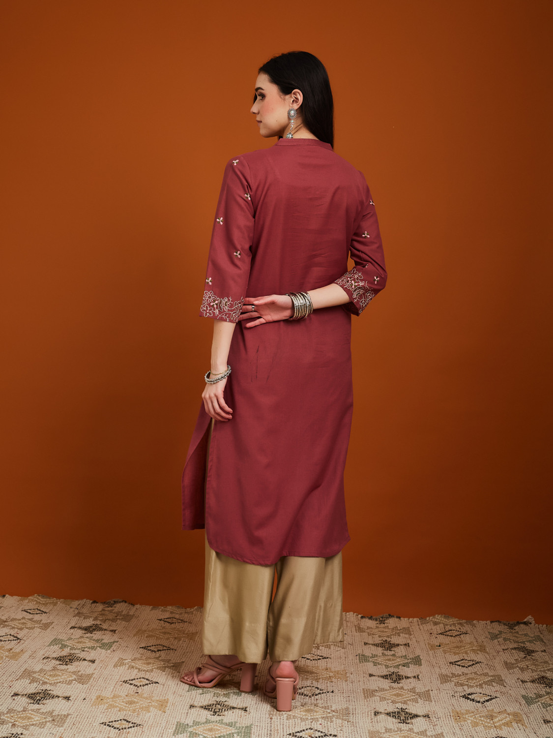 Image of ANOUK Women Embroidered Straight Kurta