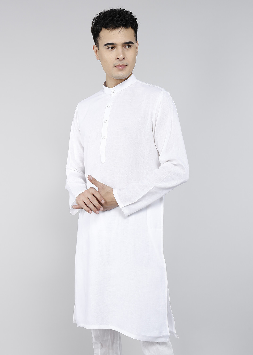 Image of Punya Men Solid Straight Kurta