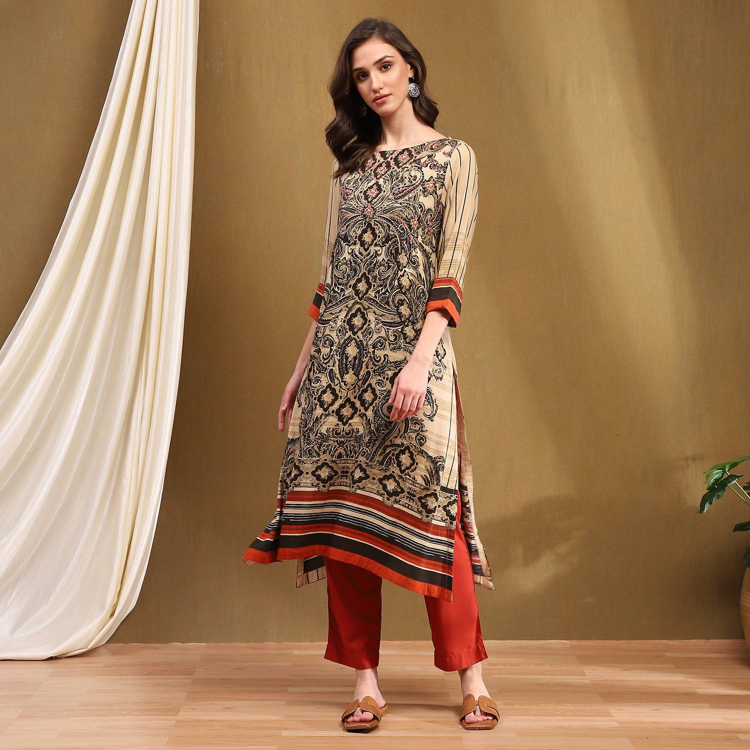 BIBA Women Printed Straight Kurta